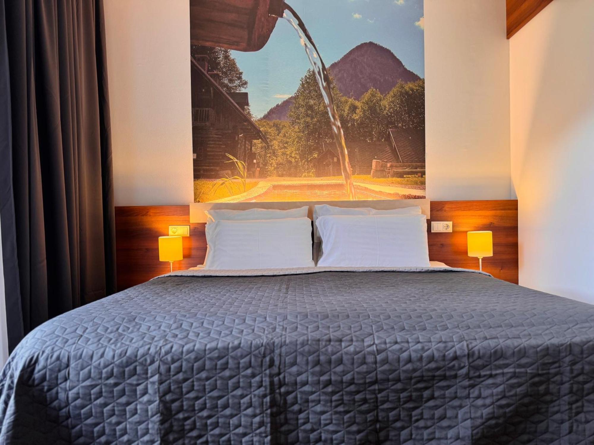 Hotel Spirodom アドモント エクステリア 写真